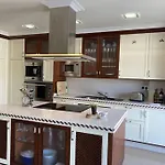 Apartment Hyp - Playa Matilde Arcade